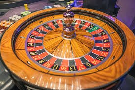 hotwin Bali Vacation live blackjack dealer in studio